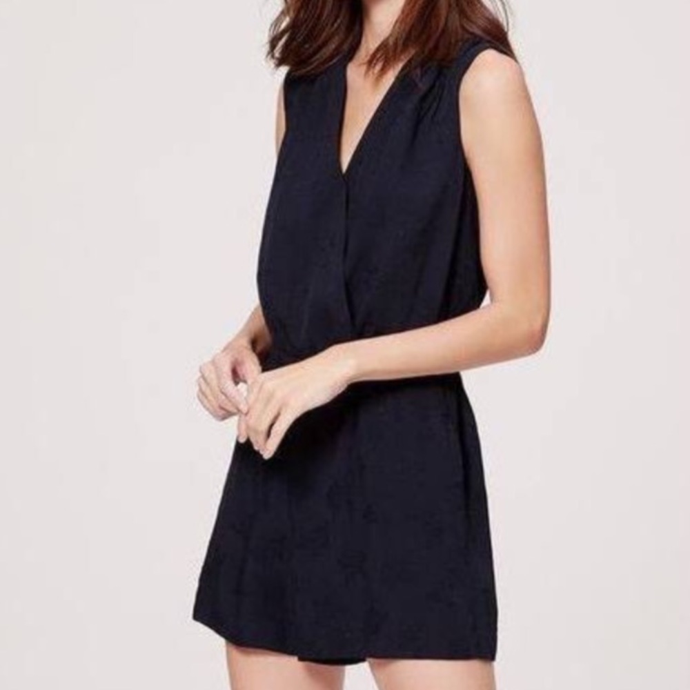 Loft Navy Sleeveless Floral Jacquard Romper!